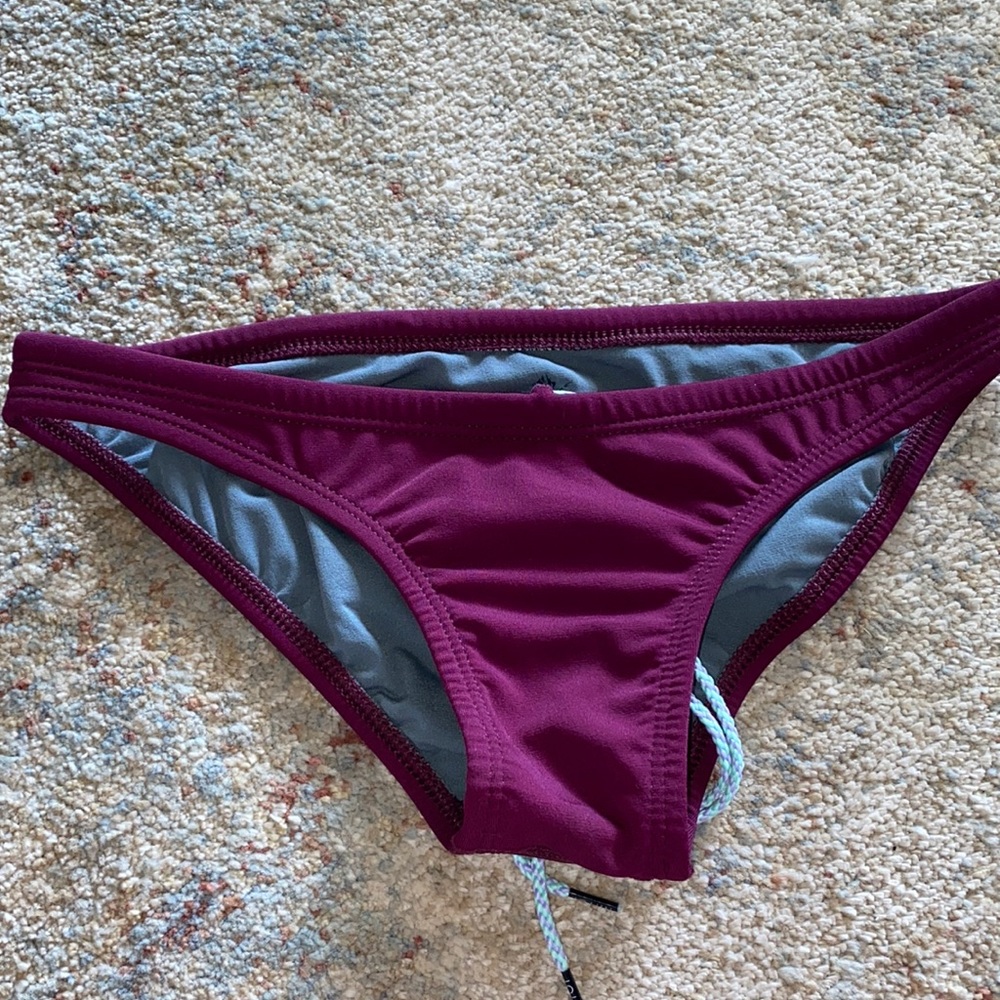 Jolyn Bali Bottoms- Cabernet size small
